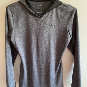 The North Face Pullover with Thumb Holes